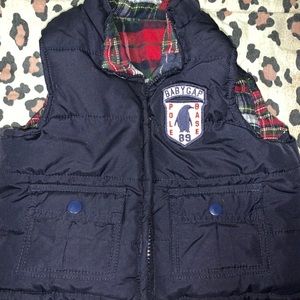 Reversible Baby Gap puff vest. Size 6-12 months